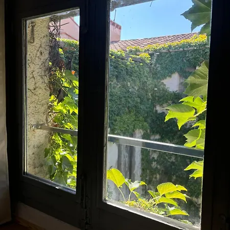 La Vie Catalane Apartment *